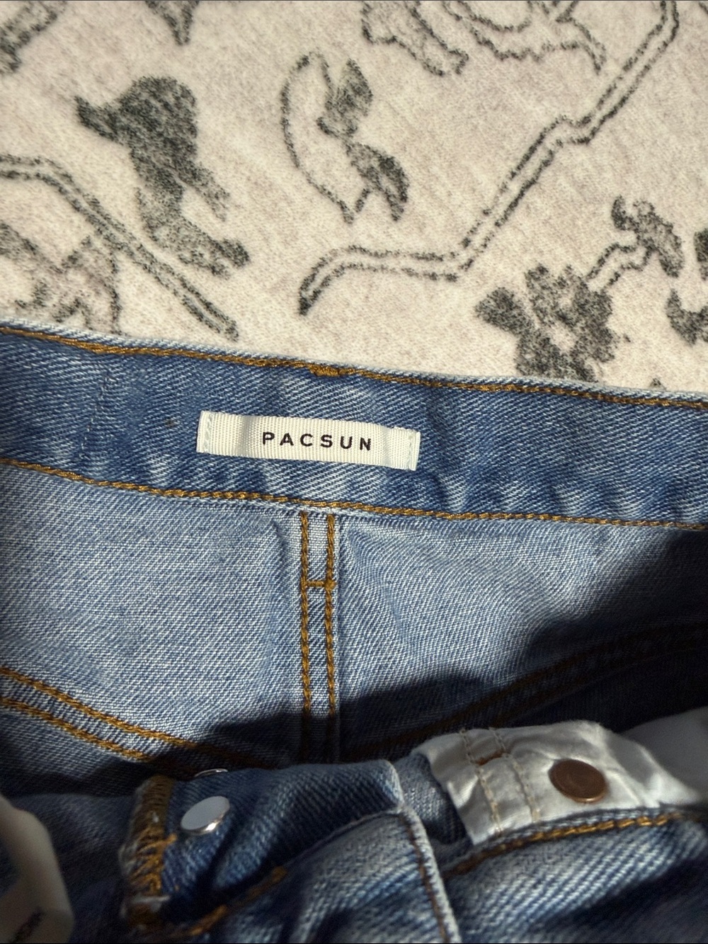 PacSun Light Blue High-Rise Distressed Denim Shorts - Picture 3 of 6